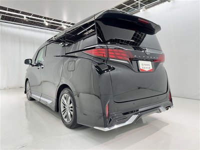 2024 Toyota ALPHARD — фото 9