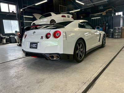 2011 Nissan GT-R 照片 6