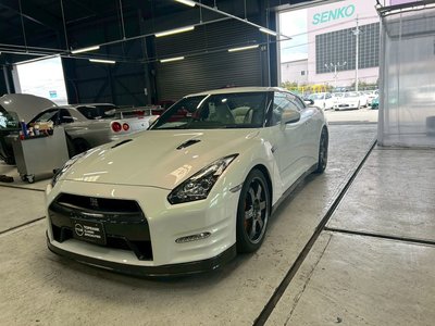 2011 Nissan GT-R 照片 2