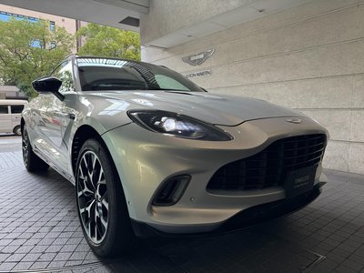 2022 Aston Martin DBX — миниатюра 33