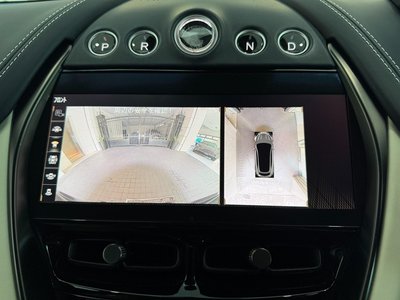 2022 Aston Martin DBX — миниатюра 39