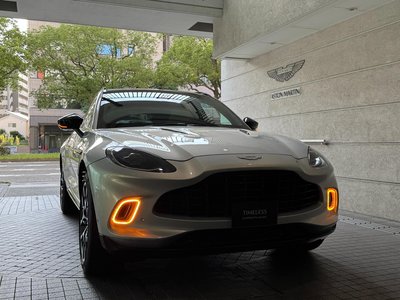 2022 Aston Martin DBX — миниатюра 34