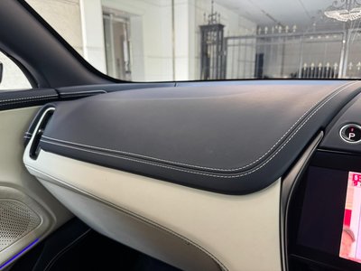 2022 Aston Martin DBX — миниатюра 37