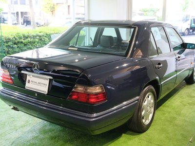 صورة 7 لـ 1993 Mercedes-BENZ E-CLASS