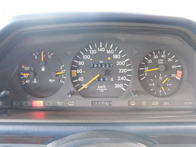 صورة 25 لـ 1993 Mercedes-BENZ E-CLASS