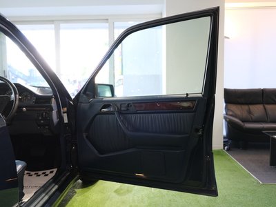 صورة 9 لـ 1993 Mercedes-BENZ E-CLASS
