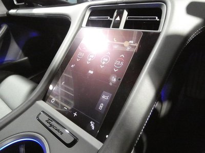 صورة 47 لـ 2021 Porsche TAYCAN