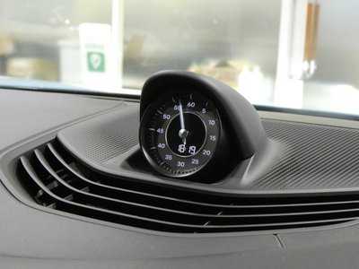 صورة 34 لـ 2021 Porsche TAYCAN