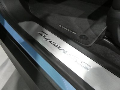 صورة 55 لـ 2021 Porsche TAYCAN