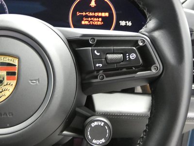 صورة 23 لـ 2021 Porsche TAYCAN