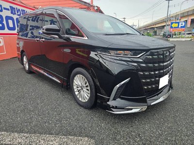 2025 Toyota ALPHARD photo 4