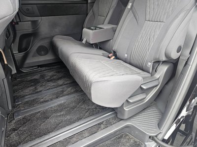 2025 Toyota ALPHARD photo 16