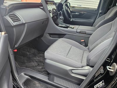 2025 Toyota ALPHARD photo 15