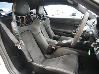 2016 Porsche CAYMAN photo 11