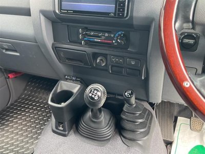 2015 Toyota LAND CRUISER 70 — фото 22