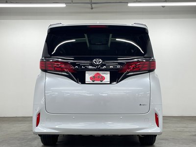 2026 Toyota ALPHARD — фото 32