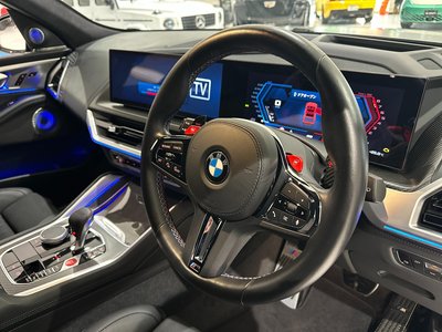 صورة 32 لـ 2023 BMW XM