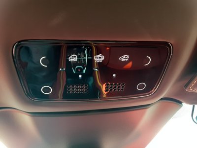 صورة 30 لـ 2021 Ferrari ROMA