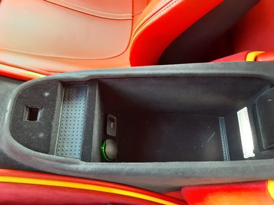 صورة 25 لـ 2021 Ferrari ROMA