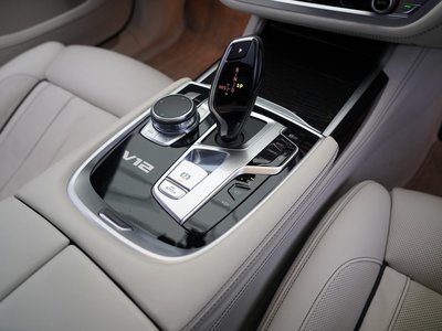 2019 BMW 7 SERIES thumbnail 31