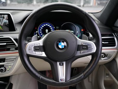 2019 BMW 7 SERIES thumbnail 25