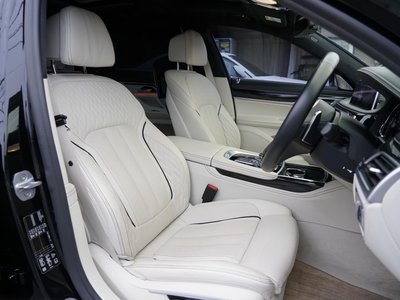2019 BMW 7 SERIES photo 12