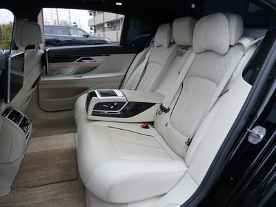 2019 BMW 7 SERIES thumbnail 21
