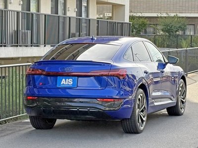 2024 AUDI Q8 SPORTBACK E-TRON photo 2