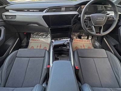 2024 AUDI Q8 SPORTBACK E-TRON thumbnail 27
