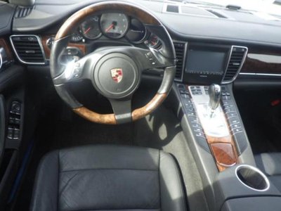2010 Porsche PANAMERA 照片 6