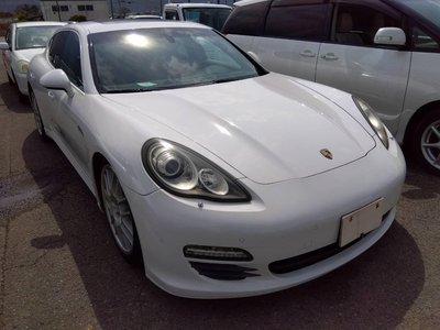 2010 Porsche PANAMERA 照片 4