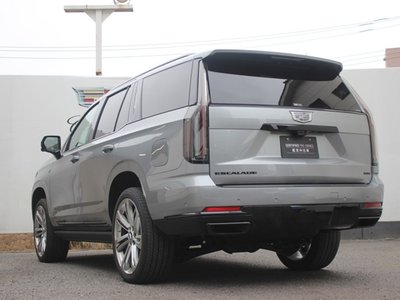 2025 Cadillac ESCALADE photo 10
