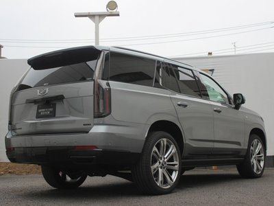2025 Cadillac ESCALADE photo 3