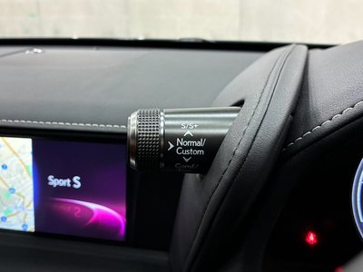 2022 Lexus LC thumbnail 32