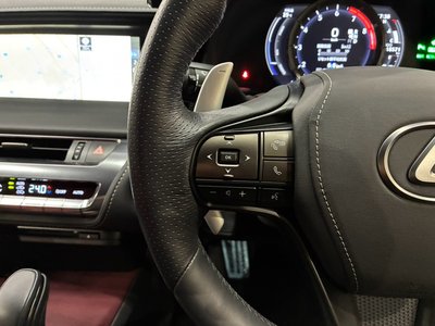2022 Lexus LC thumbnail 26
