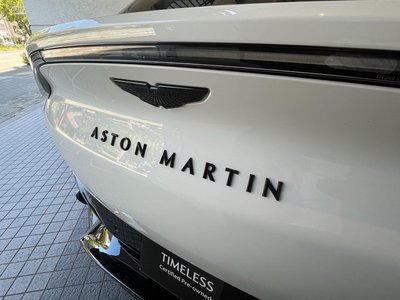 صورة 25 لـ 2024 Aston Martin DBX
