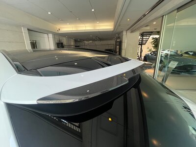 صورة 22 لـ 2024 Aston Martin DBX