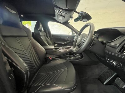 صورة 38 لـ 2024 Aston Martin DBX
