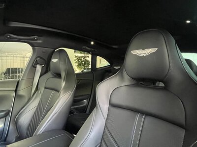 صورة 45 لـ 2024 Aston Martin DBX