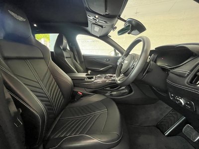 صورة 39 لـ 2024 Aston Martin DBX