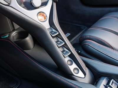 2025 Mclaren 750S SPIDER — миниатюра 29