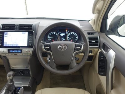 2023 Toyota LAND CRUISER PRADO — фото 4