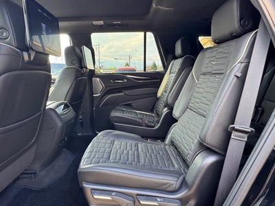 صورة مصغرة 8 لـ 2023 Cadillac ESCALADE