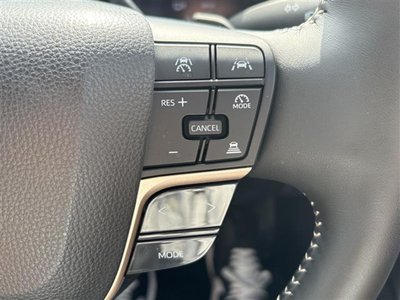 2025 Toyota CROWN ESTATE thumbnail 27