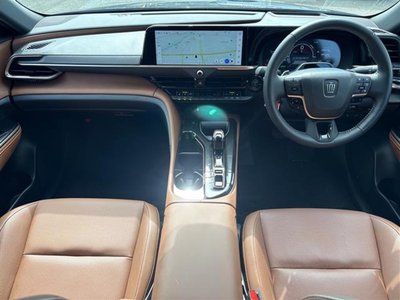 2025 Toyota CROWN ESTATE thumbnail 42