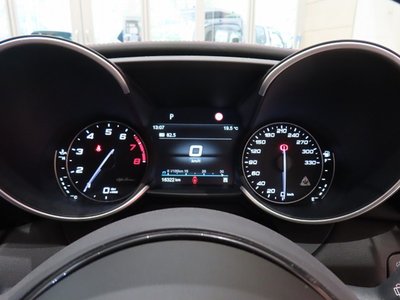 صورة 15 لـ 2021 ALFA Romeo JULIA
