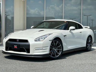 صورة مصغرة 2 لـ 2014 Nissan GT-R