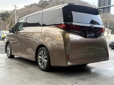 2025 Toyota ALPHARD — фото 22