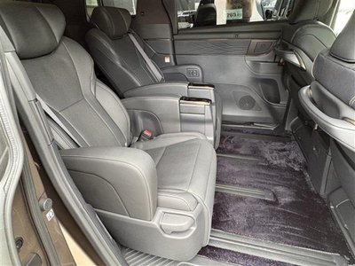 2025 Toyota ALPHARD — фото 27