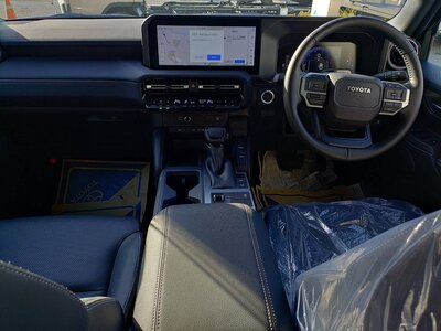 صورة 9 لـ 2024 Toyota LAND CRUISER 250